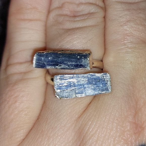 Kyanite Adjustable Ring - Picture 2 of 5